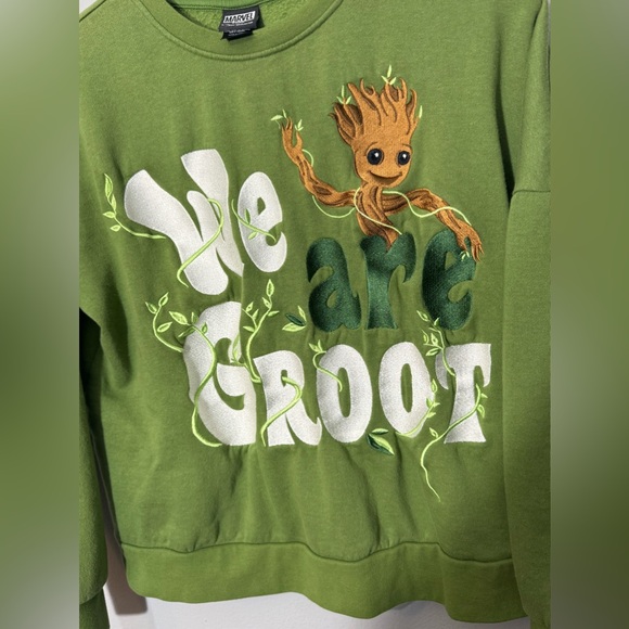 Marvel Guardians of the Galaxy Embroidered Groot Crewneck Sweatshirt | Small - Picture 4 of 6